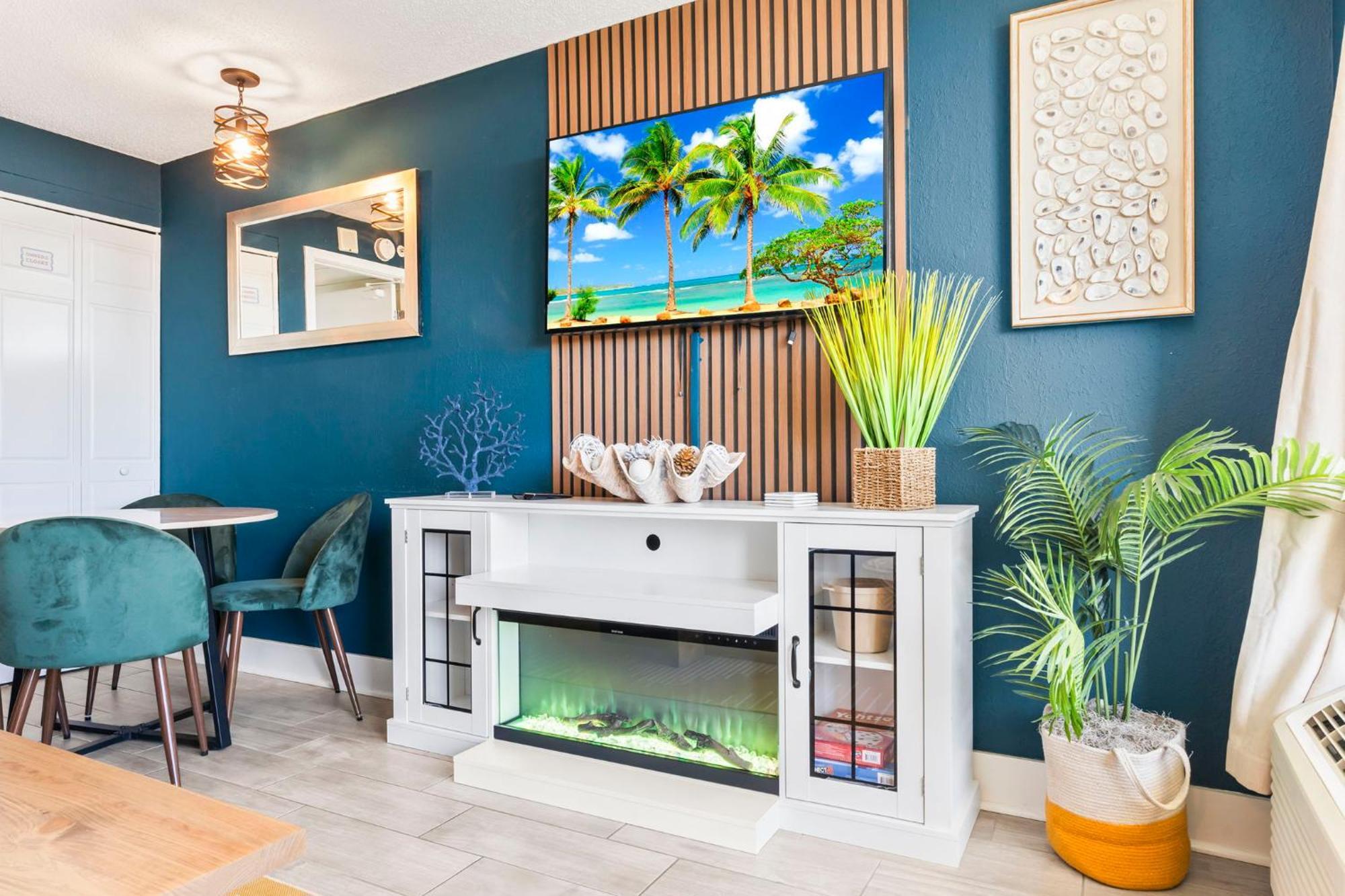 Recently Remodeled Double Queen Condo- Oceanfront Views! Boardwalk 135 Миртл-Бич Экстерьер фото