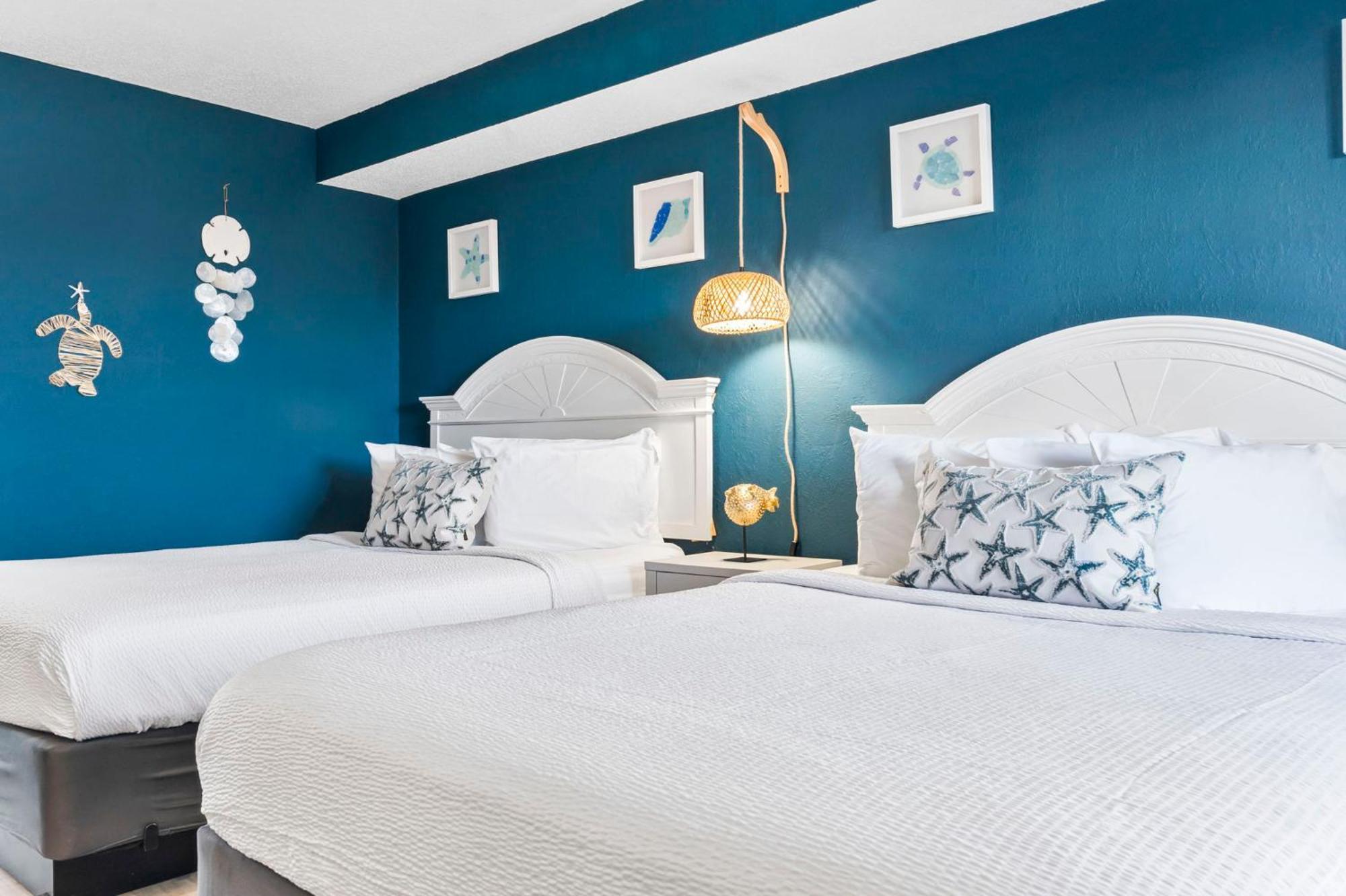 Recently Remodeled Double Queen Condo- Oceanfront Views! Boardwalk 135 Миртл-Бич Экстерьер фото